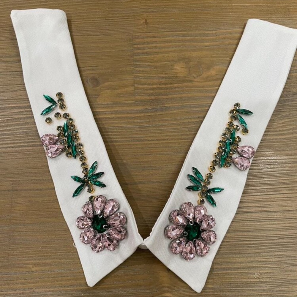 💎 Embellished Dickey Collar 💎 - Picture 3 of 5